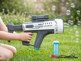 MP5 44 cm-es, elemmel működő, világító buborékfúvó pisztoly, fehér, dobozban (1)
