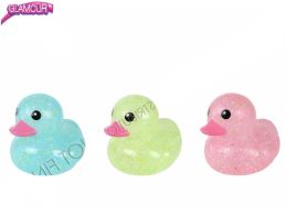 Glamour kacsa fürdéshez 17x15x13,5cm 3 színben, kartonra nyomtatva Glamour kacsa fürdéshez 17x15x13,5cm 3 színben, kartonra nyomtatva