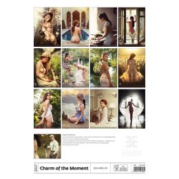 2027-es falinaptár: Charm of the Moment (2)